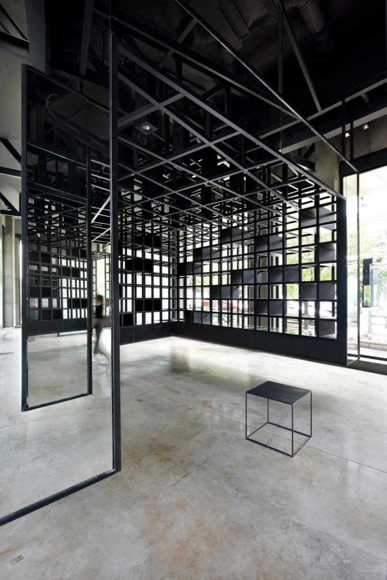 architectural-photograpy-newton-glasses-store10