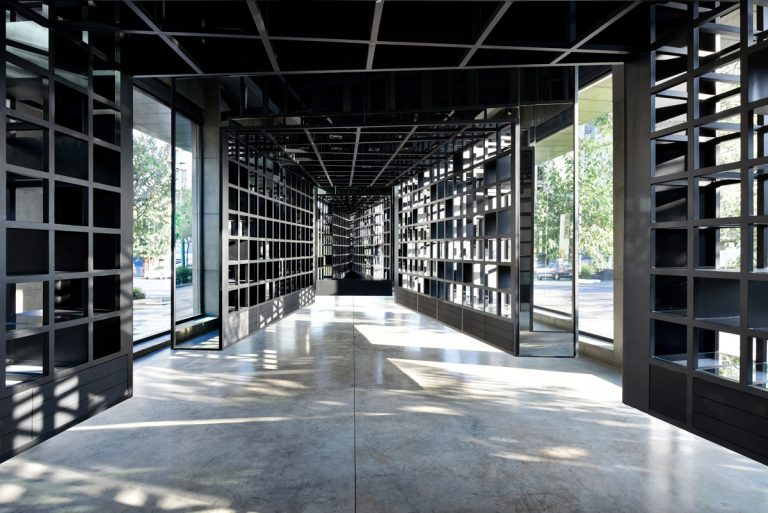 architectural-photograpy-newton-glasses-store14