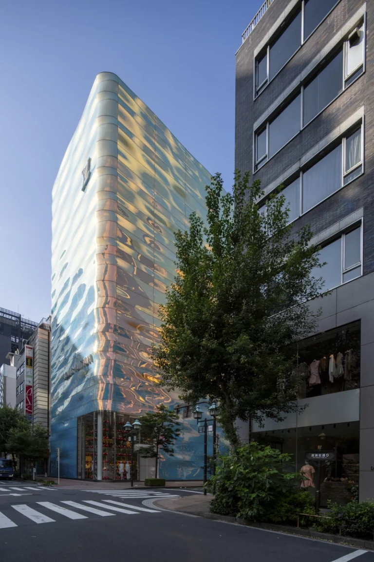 Minimalist building in Japan – Japan architecture photography by Deed Studio.
