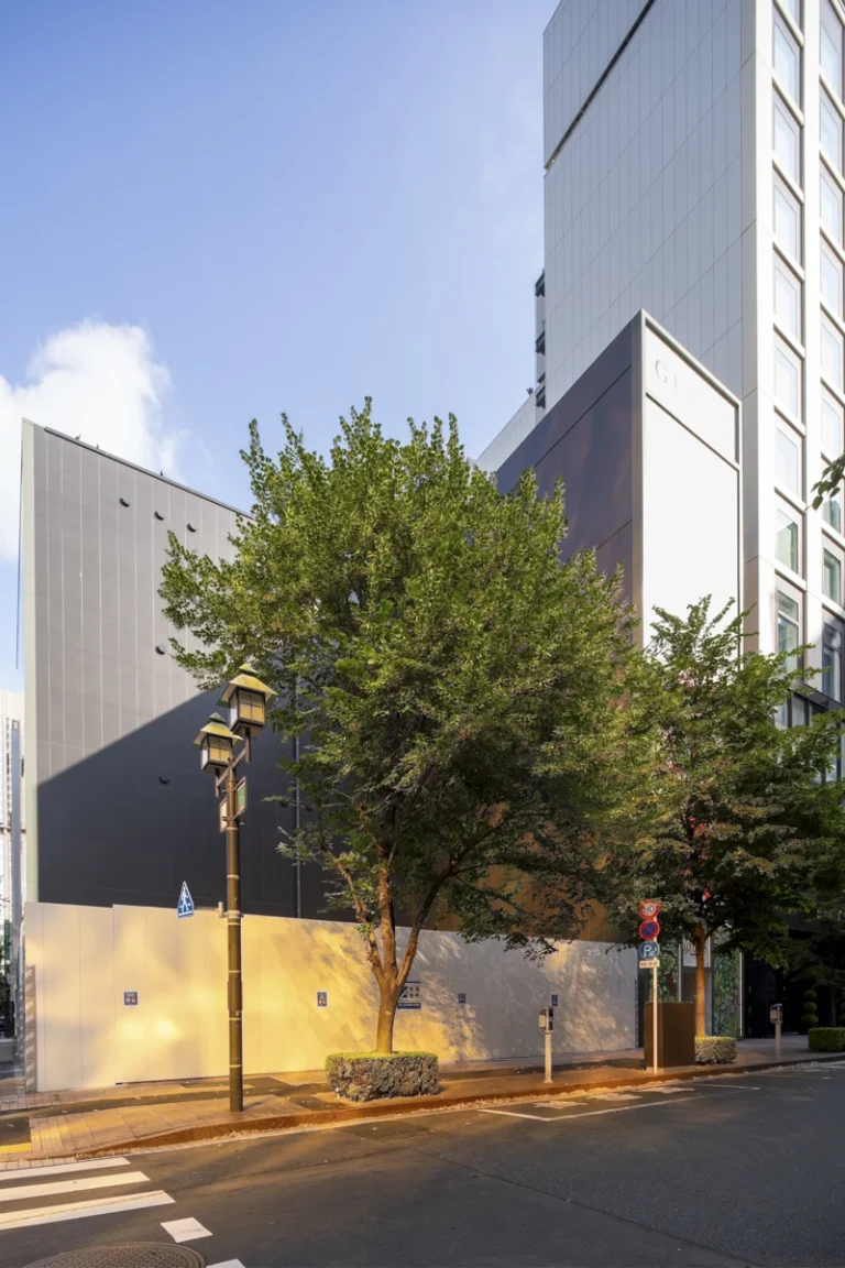 Minimalist building in Japan – Japan architecture photography by Deed Studio.