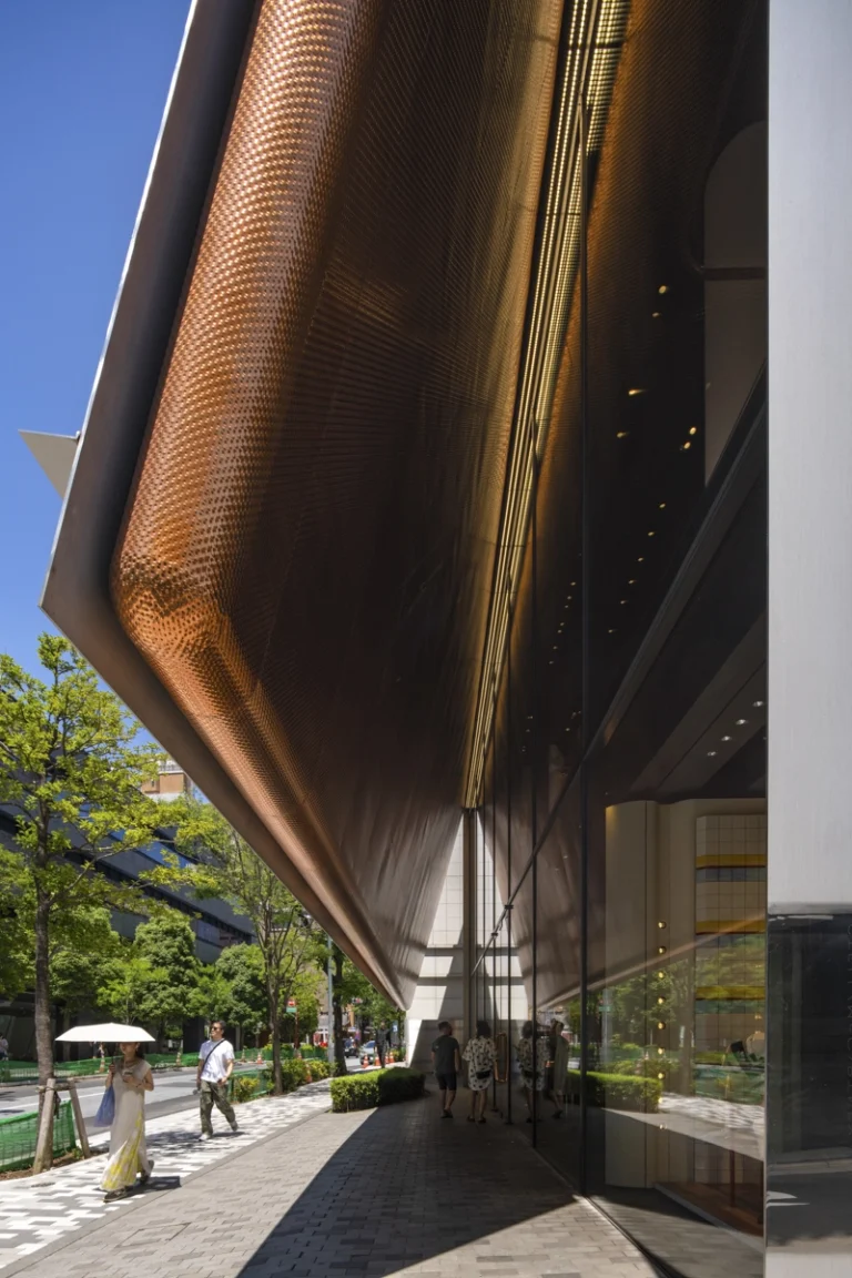 Minimalist building in Japan – Japan architecture photography by Deed Studio.