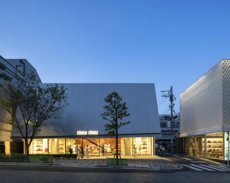 Contemporary architecture photographed by Deed Studio – UAE architecture photography.