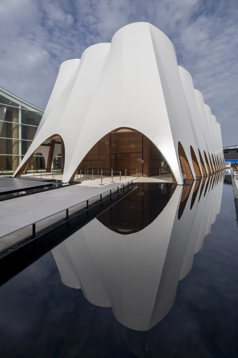 Striking architectural image from an award-winning project in the GCC, photographed by Dubai-based Deed Studio.