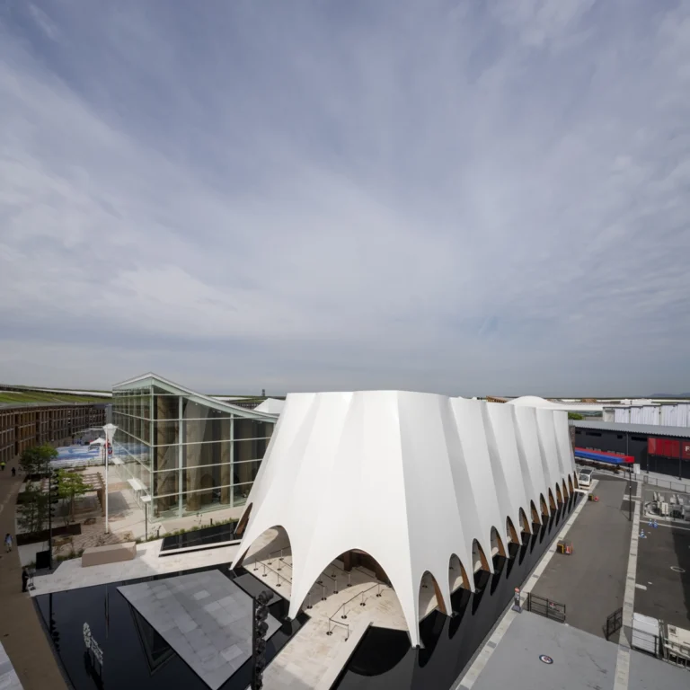 Striking architectural image from an award-winning project in the GCC, photographed by Dubai-based Deed Studio.