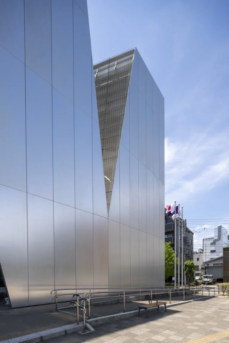 World-class architecture photographed by Deed Studio, a Dubai-based award-winning studio with global reach.
