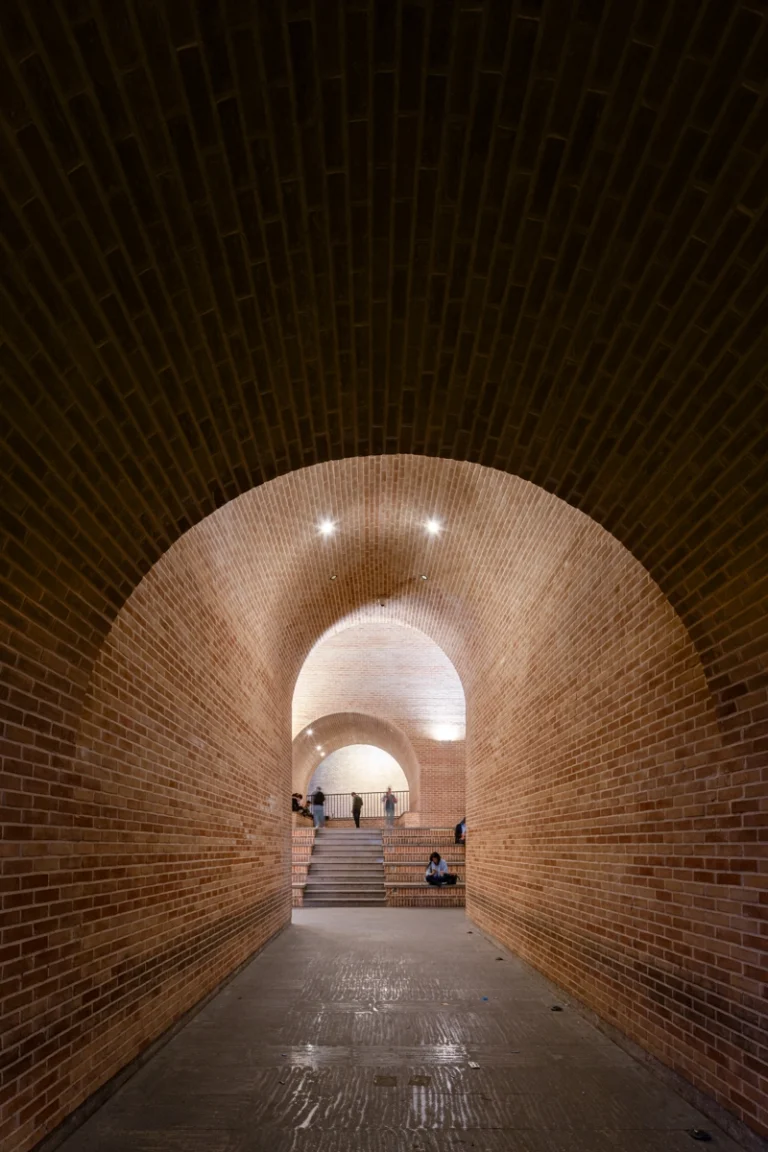 Jahad Metro Plaza, contemporary urban transit architecture captured by Deed Studio