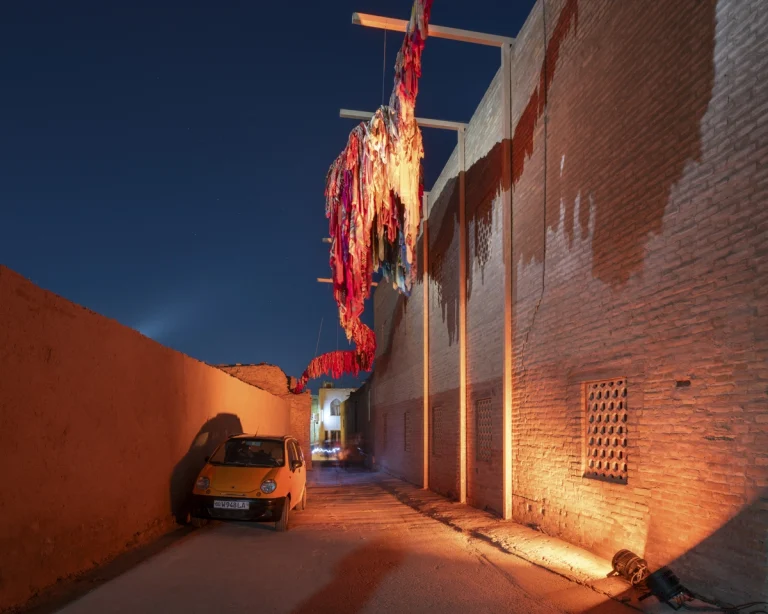 Detail of restored brick architecture within the Bukhara Biennale site, part of waiwai’s master plan, photographed by award-winning architectural photographer Deed Studio.
