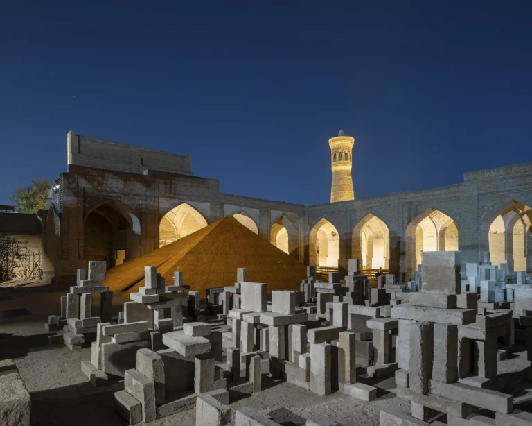 Detail of restored brick architecture within the Bukhara Biennale site, part of waiwai’s master plan, photographed by award-winning architectural photographer Deed Studio.