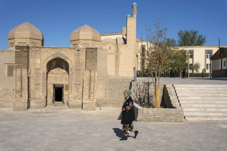 Detail of restored brick architecture within the Bukhara Biennale site, part of waiwai’s master plan, photographed by award-winning and Dubai based (GCC) architectural photographer Deed Studio.
