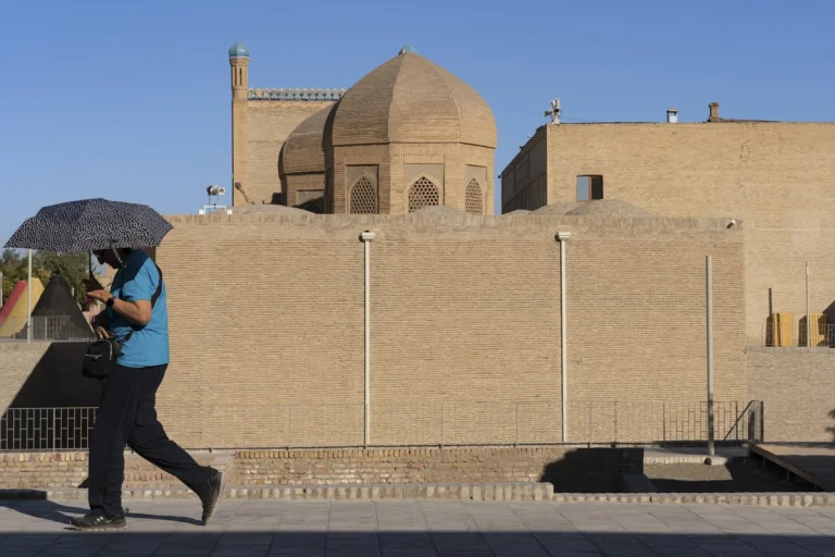 Detail of restored brick architecture within the Bukhara Biennale site, part of waiwai’s master plan, photographed by award-winning and Dubai based (GCC) architectural photographer Deed Studio.