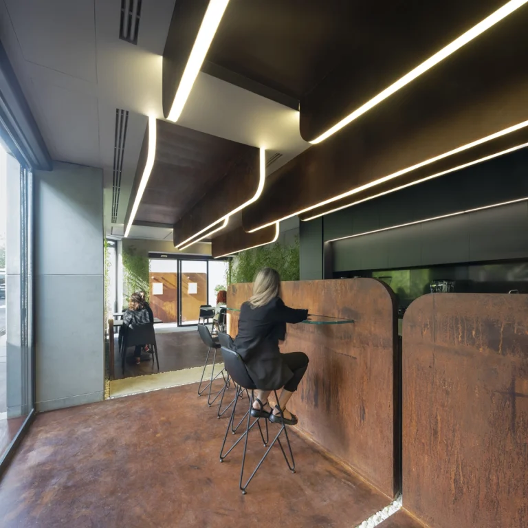 photograph by Deed, award-winning international Dubai- and GCC-based photographer, capturing the spatial atmosphere of Cafe Honar in Iran, designed by Ojan Salimi.