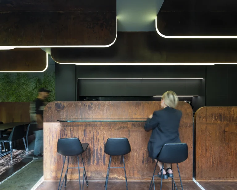 photograph by Deed, award-winning international Dubai- and GCC-based photographer, capturing the spatial atmosphere of Cafe Honar in Iran, designed by Ojan Salimi.