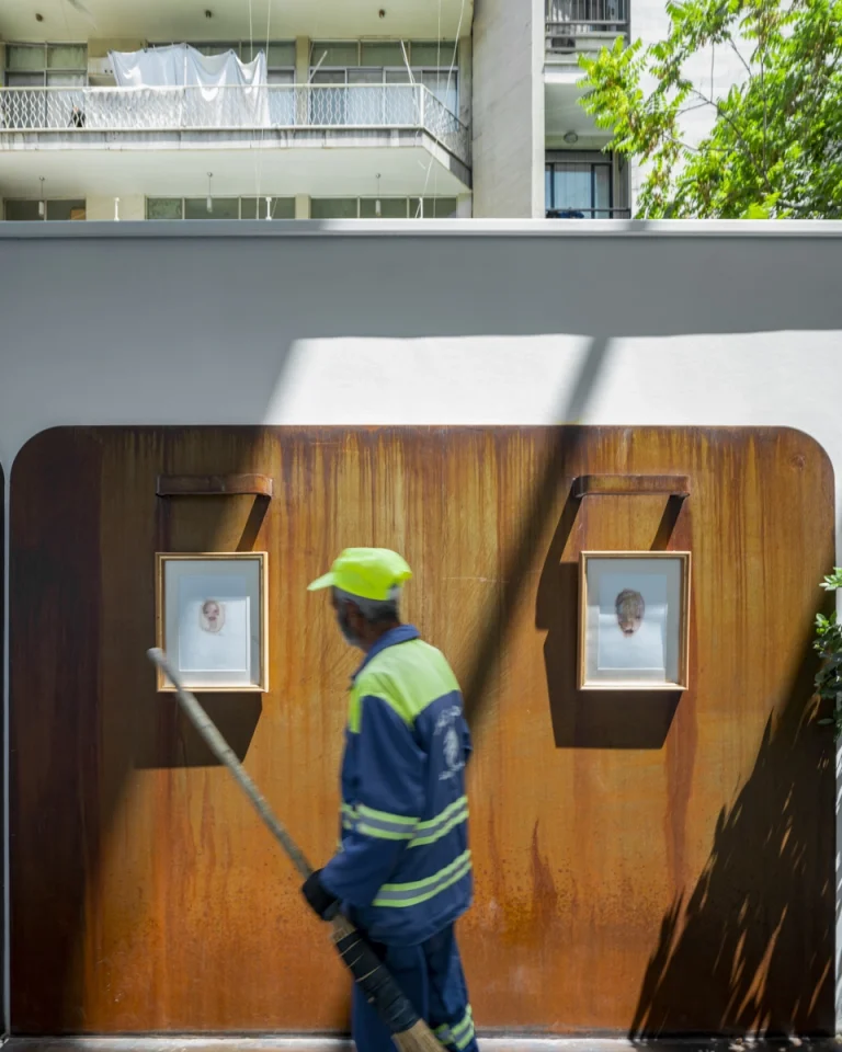 photograph by Deed, award-winning international Dubai- and GCC-based photographer, capturing the spatial atmosphere of Cafe Honar in Iran, designed by Ojan Salimi.