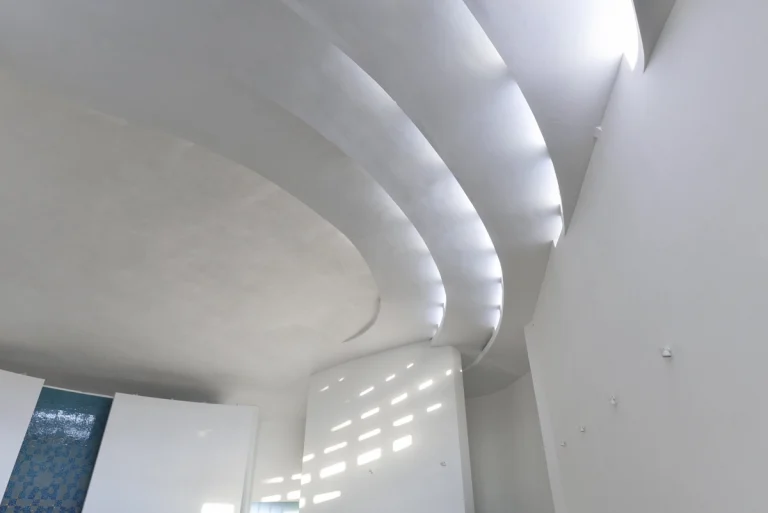 Photograph by Deed Studio, award-winning Dubai-based GCC photographer.