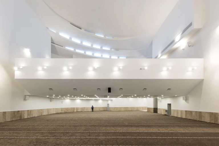 Photograph by Deed Studio, award-winning Dubai-based GCC photographer.